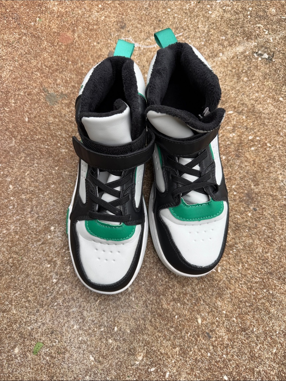 Kids High-Top Sneakers in White, Black & Green. Size 38